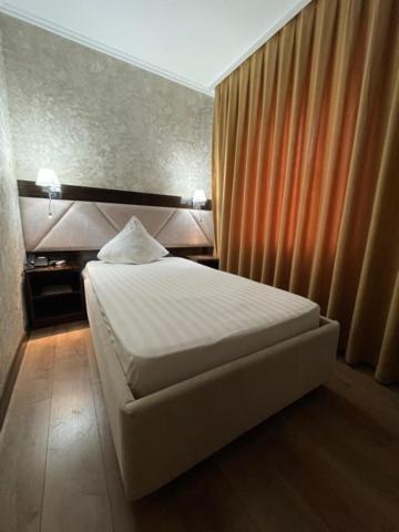 Diar Hotel Atyrau Exterior photo